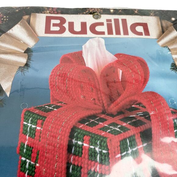 Bucilla Vintage Christmas Present Plastic Canvas Tissue Box Cover Gift Box New - Picture 9 of 12